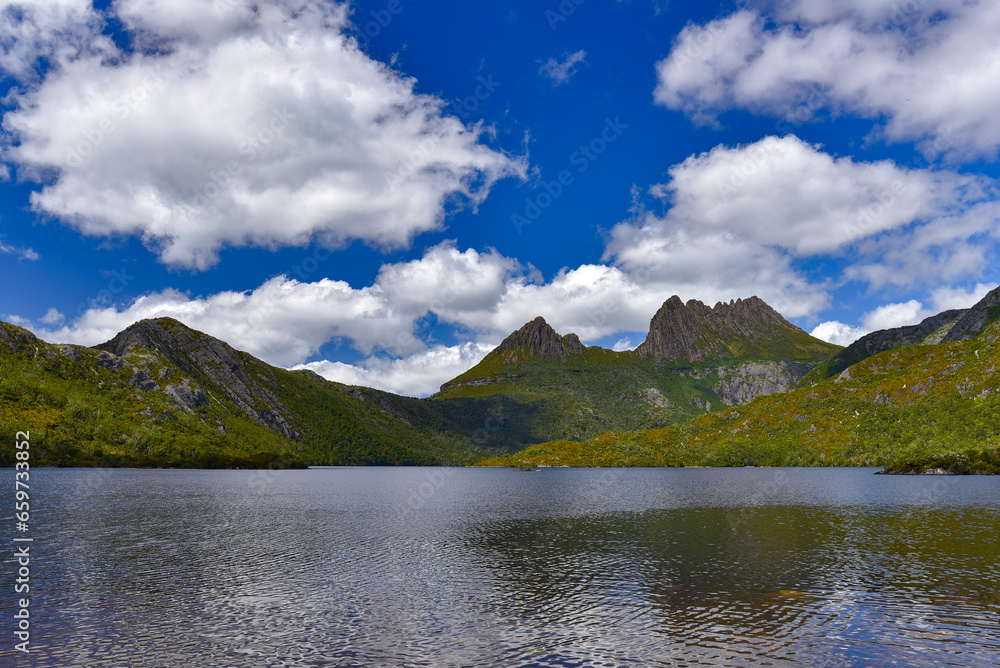 Dove Lake and Cradle Mountain in Tasmania, Australia