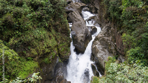 Paisaje ecuatoriano del Cantón Baños, Cascada impresionante en los andes, llamada pailón del diablo. photo