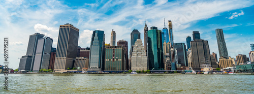 new york city. east river cityscape on manhattan, new york. city skyscraper of manhattan. modern skyscraper cityscape in midtown. skyscraper skyline of manhattan. Structural masterpiece