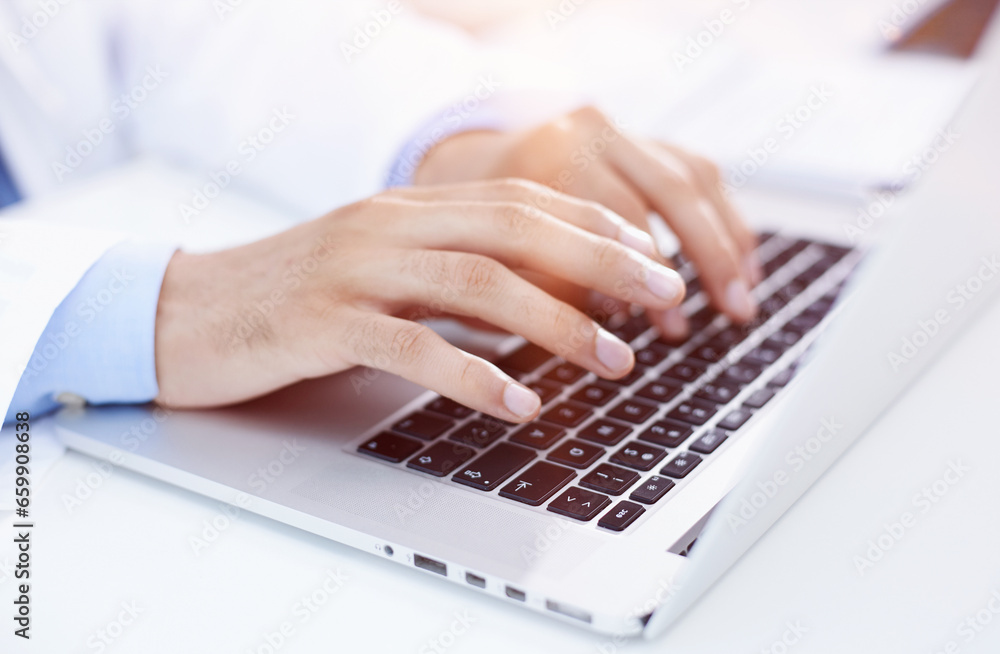 Keeping track of patients medical records using computer technology Keeping track of patients medical records using computer technology
