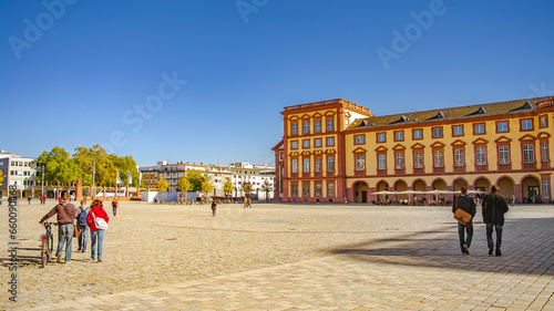 Картината върху платно Mannheim, Germany - October 26, 2010: Panoramic view over University campus in city center in Square district in sunset golden Autumn colors