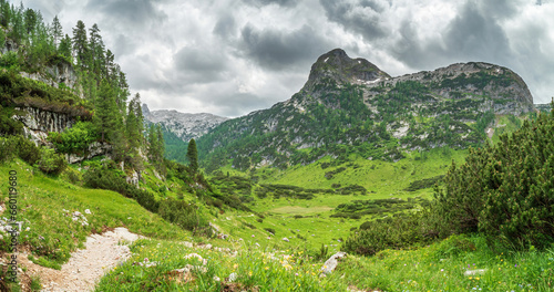 Fototapeta Naklejka Na Ścianę i Meble -  Lonely Hike through the Berchtesgaden green nature 