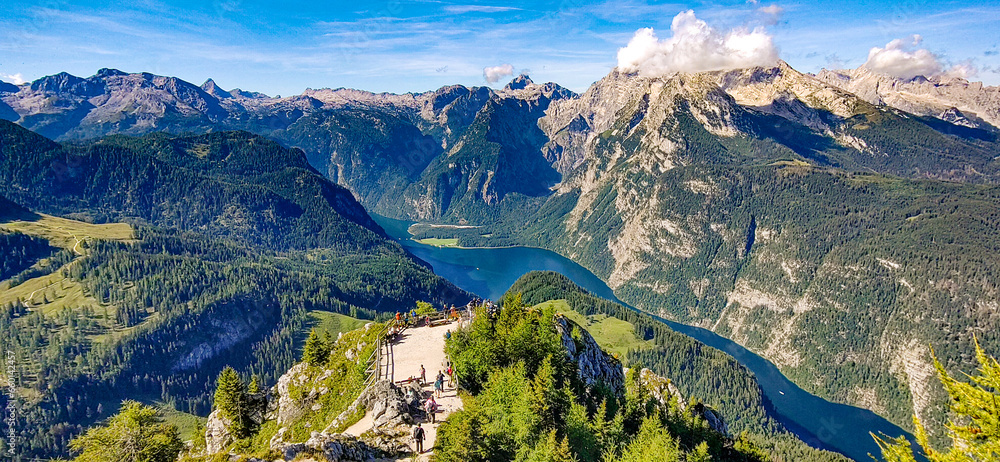 Ausblick auf den Königssee und Watzmann in Berchtesgaden