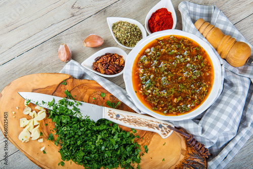 Chimichurri salsa argentina para carne a la barbacoa