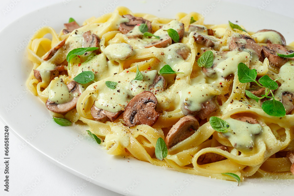 fettuccine with champignons, basil, in cream sauce, homemade, no people, fettuccine with champignons, basil, in cream sauce, homemade, no people,