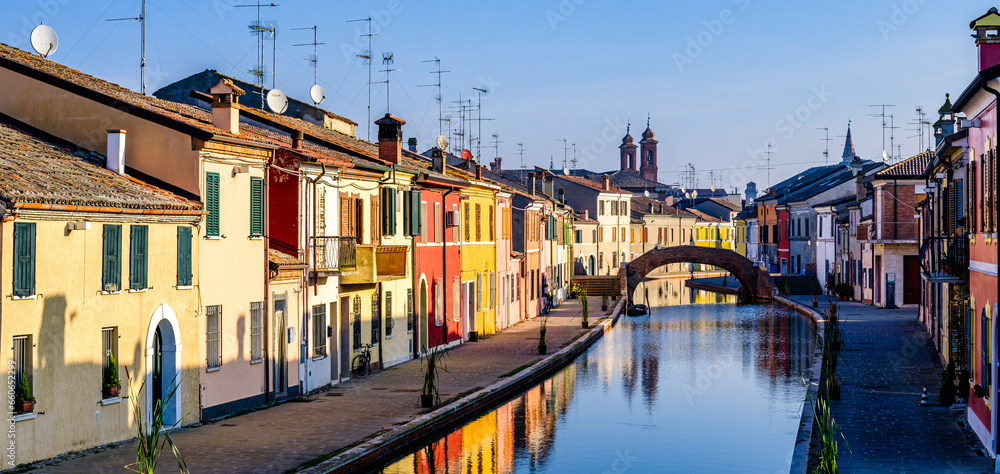 Naklejka premium famous old town of comacchio in italy
