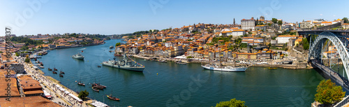 Fototapeta Naklejka Na Ścianę i Meble -  panorama Porto, Portugal