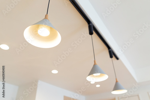 新築住宅　キッチンの照明