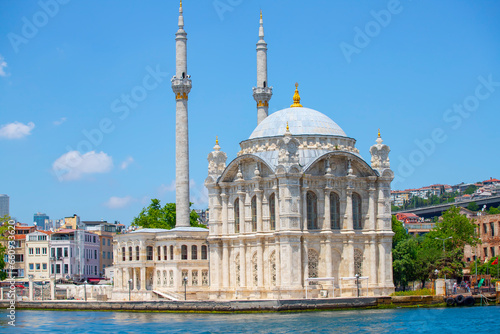  Büyük Mecidiye Mosque or Ortaköy Mosque is a Neobaroque style mosque located on the coast in the Ortaköy district of Beşiktaş district, on the Bosphorus in Istanbul.