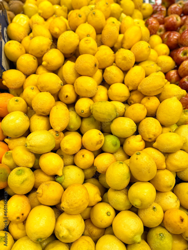 Lemons at the market