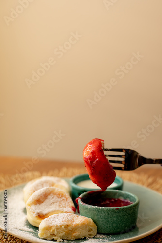 apple pie on a plate