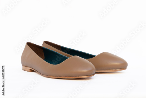 Fashionable women's shoes, leather and high quality