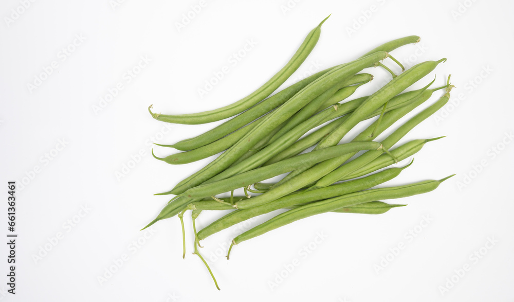 Fototapeta premium fresh green beans on white background