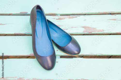 Classic women's shoes, genuine leather and style