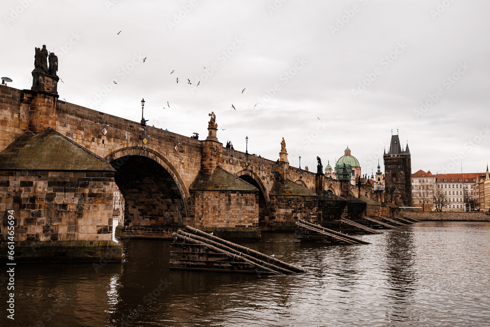 Fototapeta premium Amazing autumn view on the Charles Bridge and Vltava river 