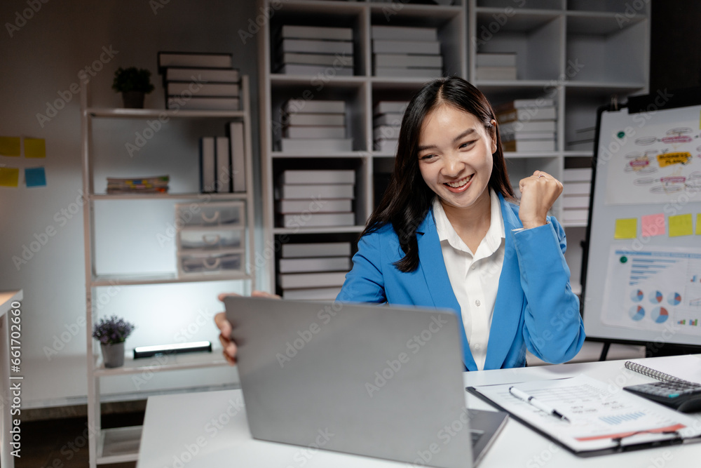 Business woman working in a startup company, female accountant working in auditing the company's accounts and finances, accounting and finance. Accounting and financial auditing concepts. Business woman working in a startup company, female accountant working in auditing the company's accounts and finances, accounting and finance. Accounting and financial auditing concepts.