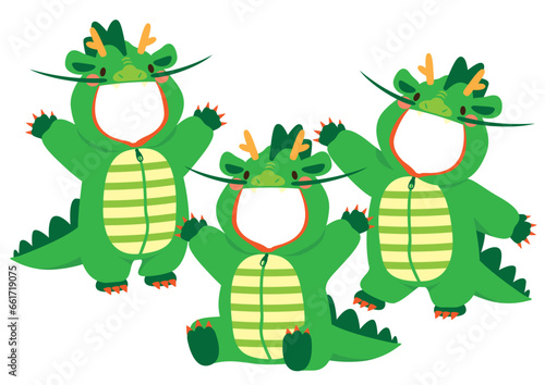 写真の顔をはめ込めるかわいい龍の着ぐるみのベクターイラスト（３人用）