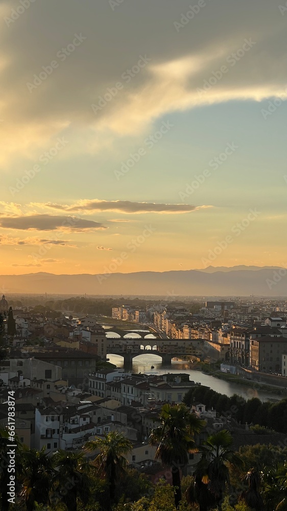 Naklejka premium Sunset over the river in Florence, Miguelangel Park