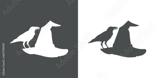 Logo con silueta de cuervo negro en sombrero de bruja para su uso en invitaciones y tarjetas de Halloween