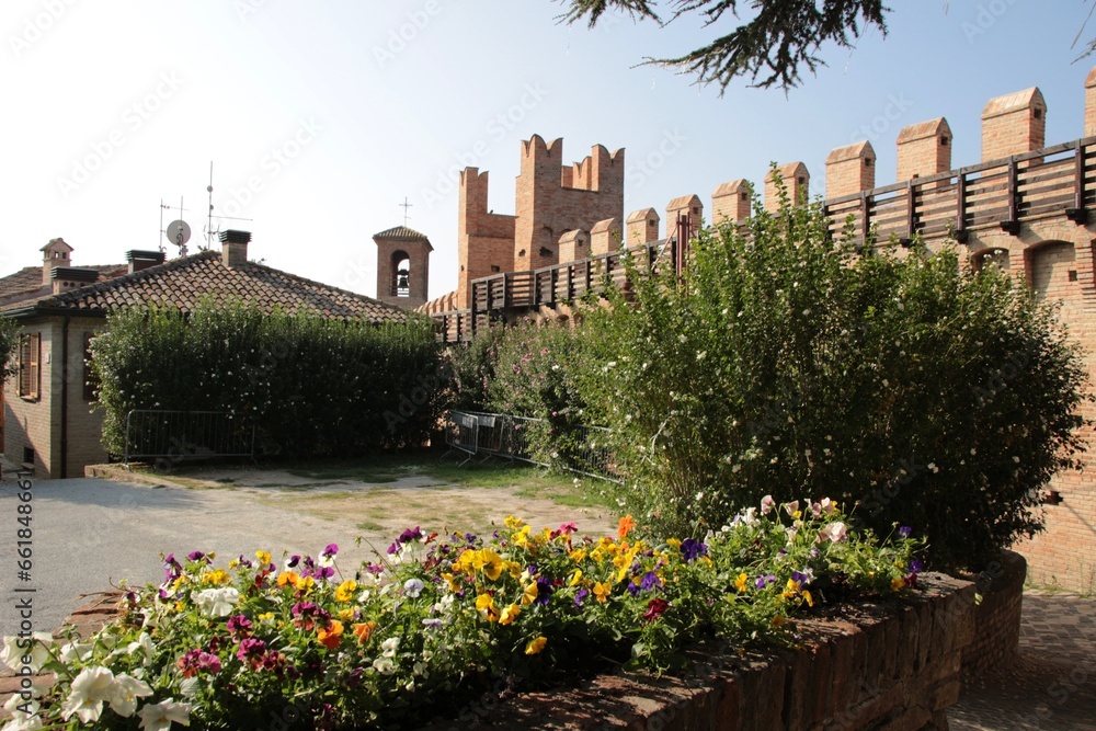 Fototapeta premium Italy, Marche: Glimpse of Gradara's Castle.