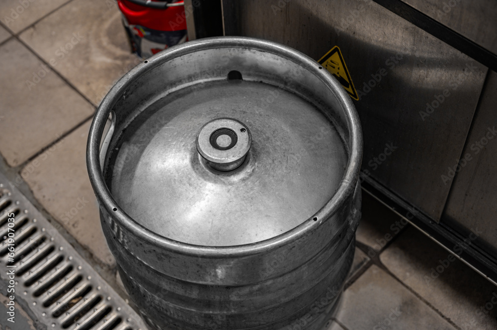 beer keg, stainless vessel for beer 
