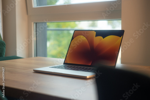 Wallpaper Mural laptop in the office Torontodigital.ca