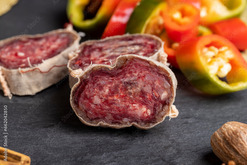 Unpeeled sliced salami using beef meat with spices