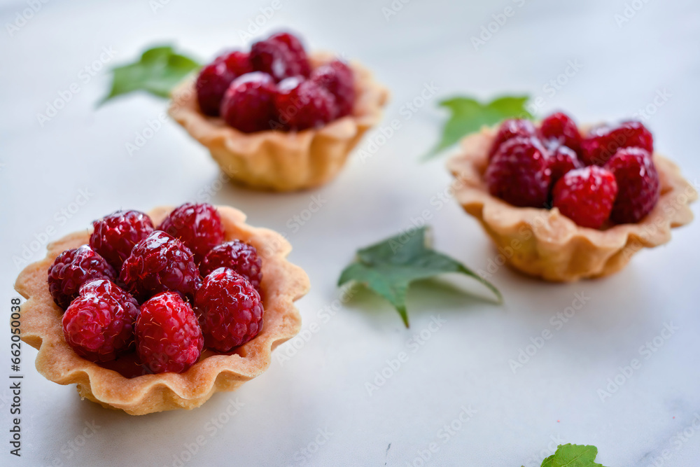 Fotografía de Tartaleta de frambuesa, tartaleta de fruta Fotografía de Tartaleta de frambuesa, tartaleta de fruta