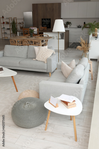 Modern open plan living roo...