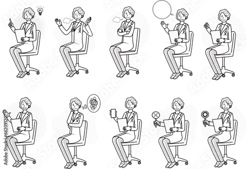 診察するシニアの女性医師のイラストセット