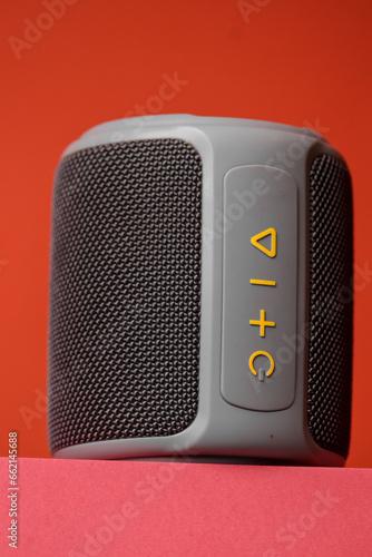 Plakat Trendy bluetooth speaker with buttons