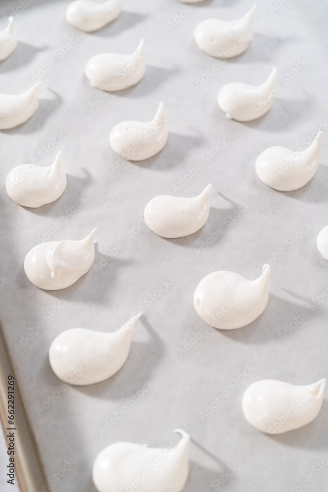 Easter Meringue Cookies Easter Meringue Cookies