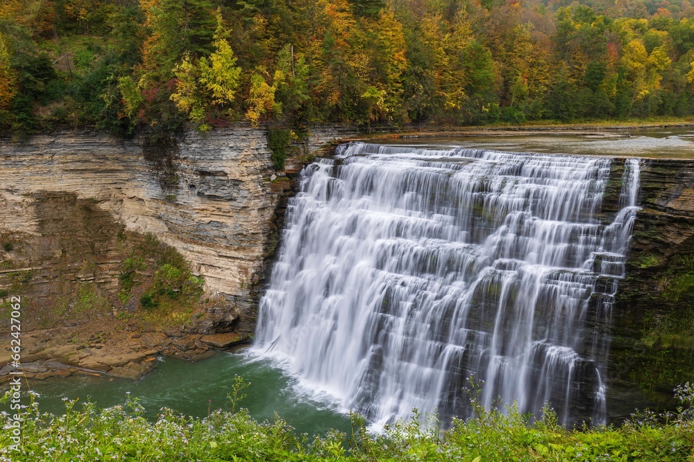 Fototapeta premium Middle Falls in Letchworth State Park