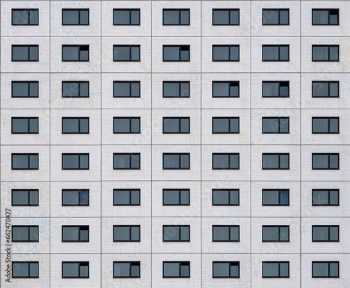 Fensterfront eines Hotels