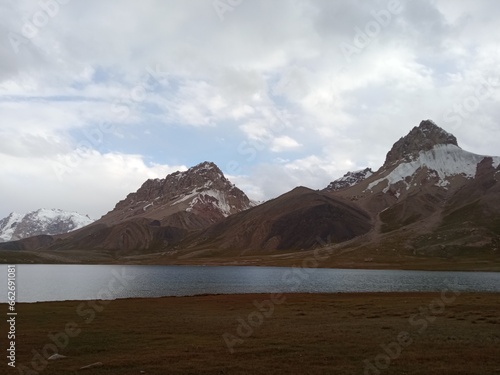 lake in the mountains © Spicher Aly