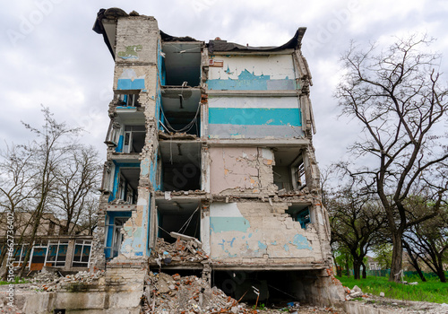 destroyed school building in Ukraine photo