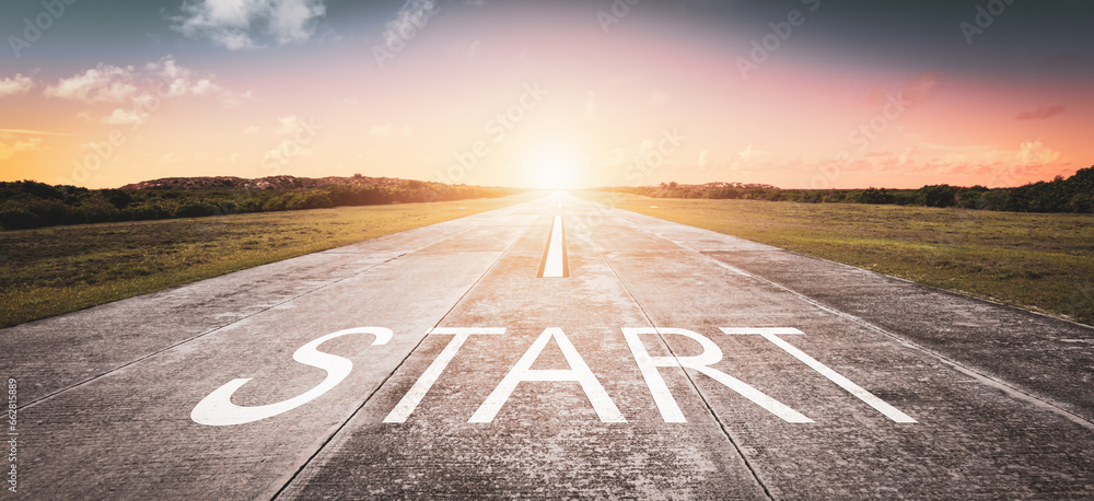 Start word written on the road. The beginning of something new. Business and getting ahead concept. - obrazy, fototapety, plakaty 