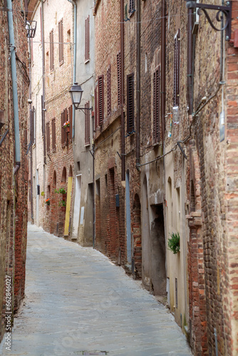 Torrita di Siena, historic town in Tuscany © Claudio Colombo