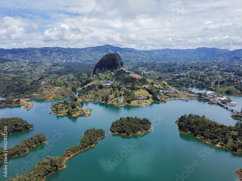 Fotografija Piedra del Peñol, em Guatapé, Colômbia