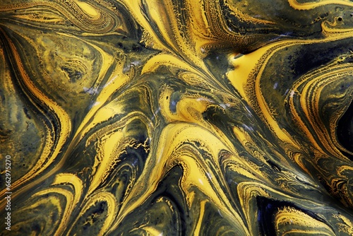 Mezcla de pintura al óleo en agua y aceite flotando formando ondas aleatorias en la superficie, forma  un diseño con movimiento abstracto en ondas coloridas para fondos texturizados photo