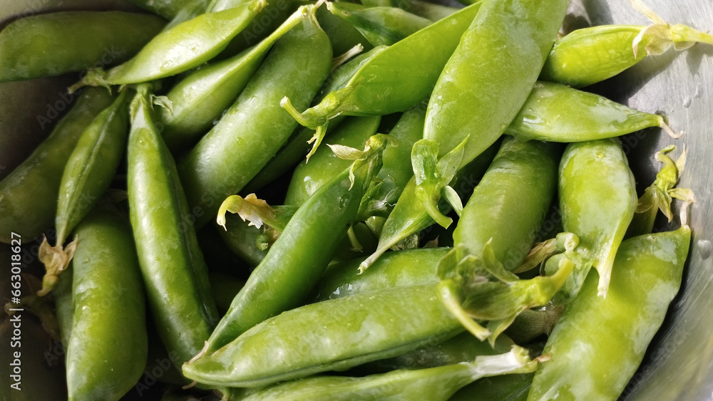 Green peas background. Vegetarian food concept. Green peas background. Vegetarian food concept.