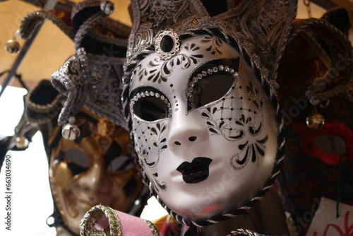 black and white venetian mask 2