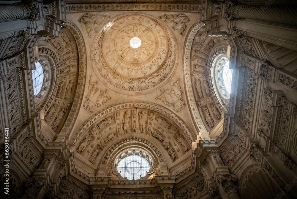 Naklejka premium Catedral de Santa María de la Sede, arquitectura de estilo gótico en Sevilla, Andalucía, España.
