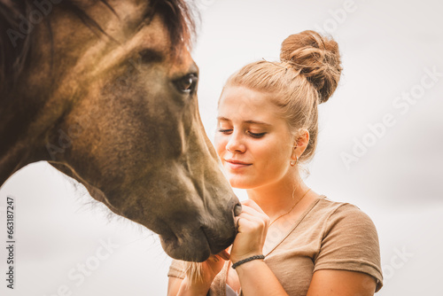Mensch & Pferd © Petra Fischer