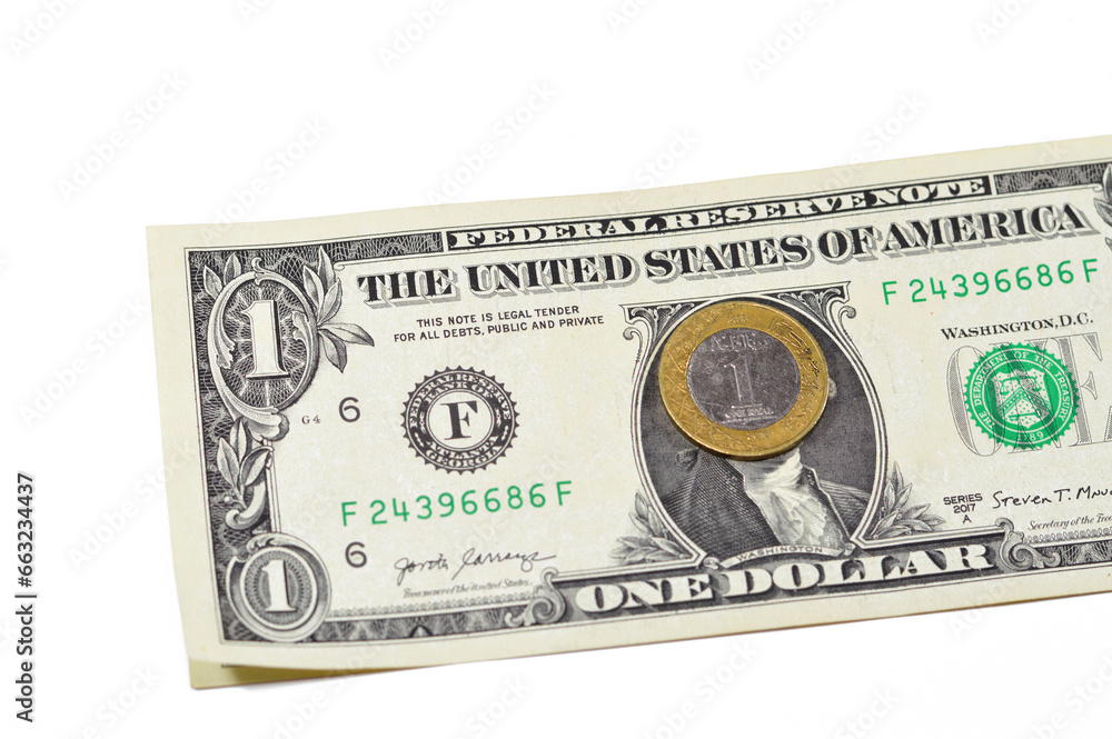 one-saudi-arabia-riyal-coin-year-2016-on-1-american-dollar-usd-paper