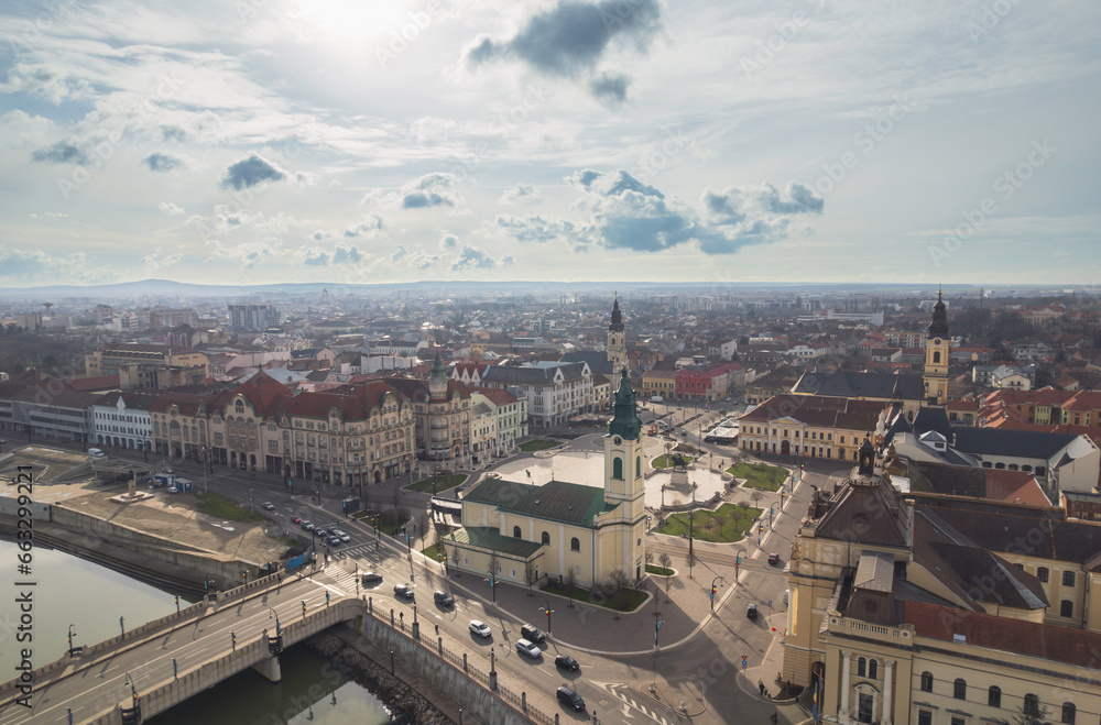 Obraz premium Aerial art nouveau historical an aerial view of Oradea with a stunning bridge, showcasing the city's historic and art nouveau architecture incity Oradea, Bihor, Romania