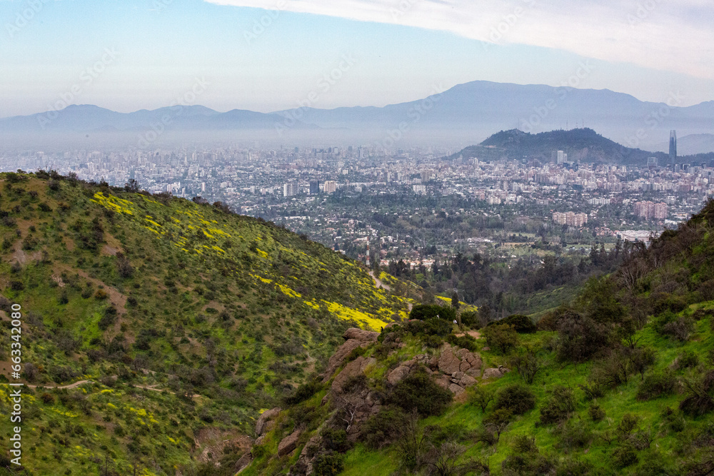 Obraz premium Paisaje de Santiago desde el Parque Aguas de Ramón