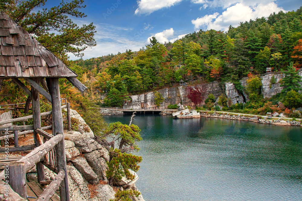 Fototapeta premium Gazebo Overlooking Lake Mohonk in New Paltz, New York