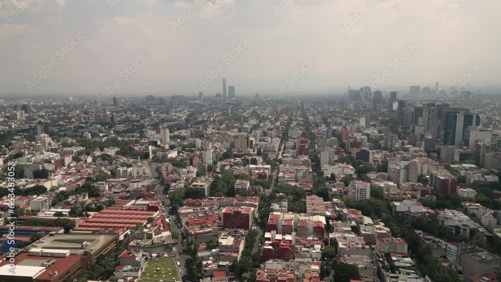 Exploring the real estate heart of Mexico City. Napoles and Del Valle neighborhoods Exploring the real estate heart of Mexico City. Napoles and Del Valle neighborhoods