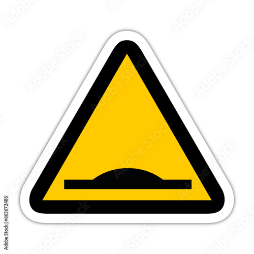 dos d'ane raentisseur triangle jaune panneau signalisation danger relief